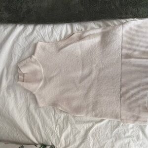 Babaton Light Beige Sleeveless Turtleneck Sweater